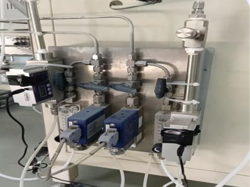 Relatório de aplicação do controlador de fluxo de massa MFC para equipamento de revestimento a vácuo de pulverização catódica Magnetron